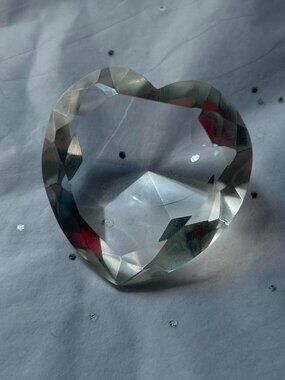 Clear Heart Shaped Paper Weight